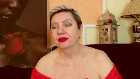 Snapshot of posh_lady chatting on March 3, 2026, 10:59 pm LADY POSH online show from March 3, 2026, 10:59 pm