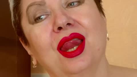 Snapshot of posh_lady chatting on July 2, 2026, 4:29 am LADY POSH online show from July 2, 2026, 4:29 am