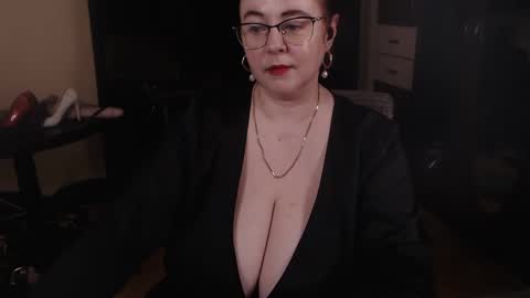 PoshMistres    online show from December 22, 2024, 5:12 am