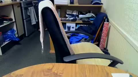 poshman65 online show from September 22, 2025, 11:29 pm