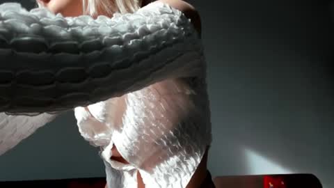 positivevibess online show from January 7, 2025, 9:50 am