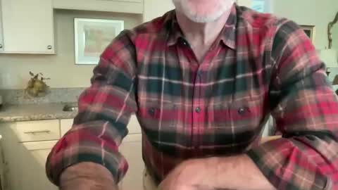 Snapshot of post01card chatting on January 1, 2025, 4:18 pm Post online show from January 1, 2025, 4:18 pm