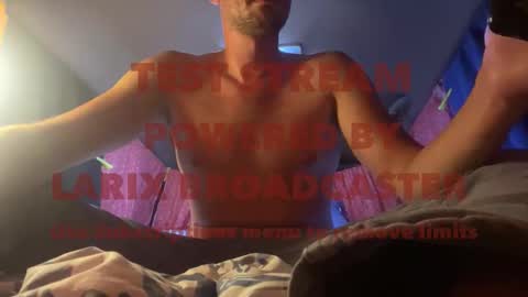 Snapshot of poulpossss chatting on November 26, 2025, 8:37 am poulpossss online show from November 26, 2025, 8:37 am