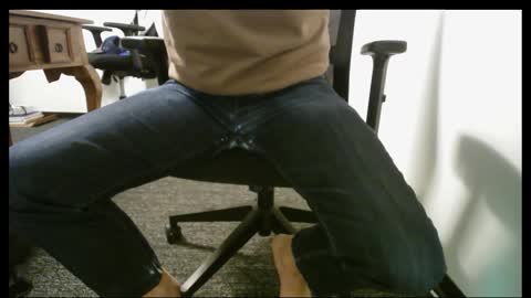 Snapshot of poundtownusa2016 chatting on October 19, 2025, 5:02 pm ConchilDog online show from October 19, 2025, 5:02 pm