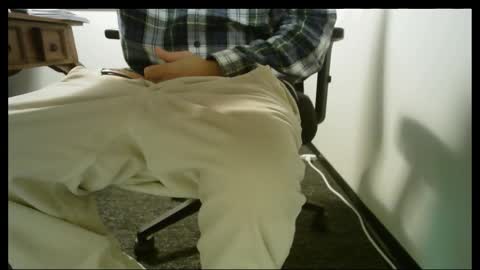 Snapshot of poundtownusa2016 chatting on November 9, 2025, 4:05 pm ConchilDog online show from November 9, 2025, 4:05 pm