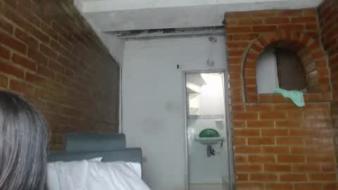 poutyseleny online show from January 28, 2025, 5:56 pm