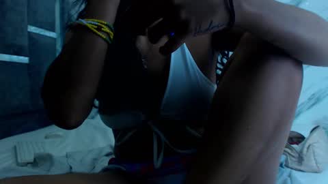 poutyseleny online show from March 11, 2025, 3:26 am