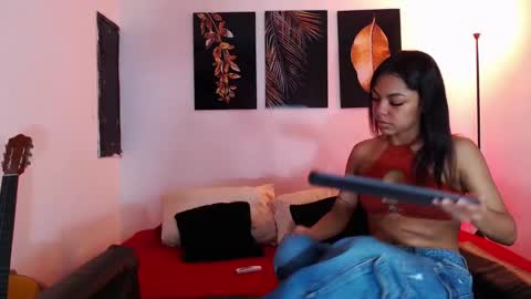 ALEX Y ALEXA online show from December 15, 2024, 2:41 am