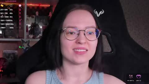 Robyn online show from April 14, 2026, 6:36 pm