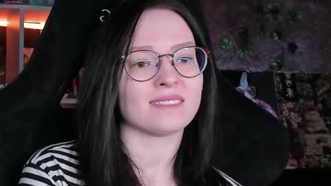 Robyn online show from May 14, 2026, 7:20 pm