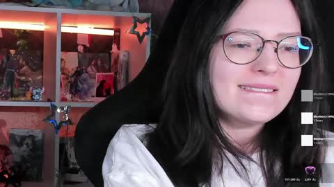 Robyn online show from May 15, 2026, 12:23 pm