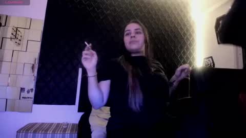 Ravena Rozz online show from November 22, 2025, 7:18 am