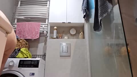 Big Dick online show from December 17, 2025, 7:25 am