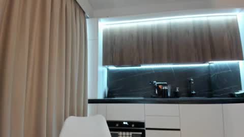 powership_hotmuscle online show from April 12, 2026, 3:06 pm