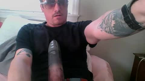 powthunder85 online show from April 12, 2026, 5:51 pm