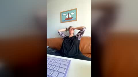 Snapshot of ppriestess chatting on July 3, 2026, 9:59 am ppriestess online show from July 3, 2026, 9:59 am