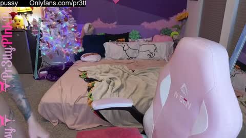 Evangeline Eva Darling online show from December 17, 2024, 4:45 am
