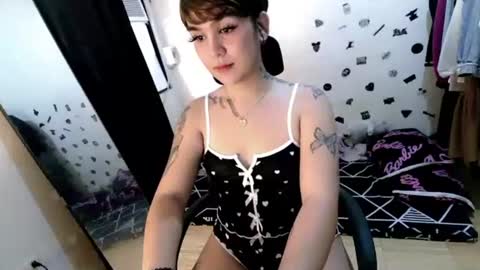 Precious online show from October 24, 2025, 2:41 am