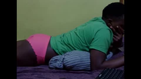 precious_nesh online show from December 16, 2025, 6:46 pm