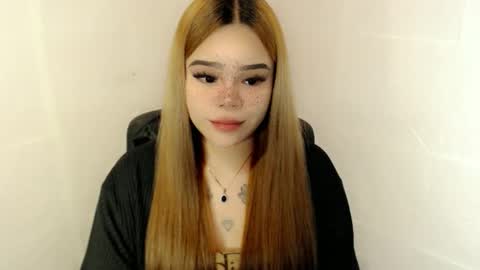 MAXXINE online show from October 11, 2025, 3:06 am