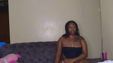 Lilly online show from February 15, 2025, 12:48 am