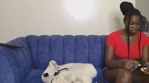 Lilly online show from March 12, 2025, 3:35 am