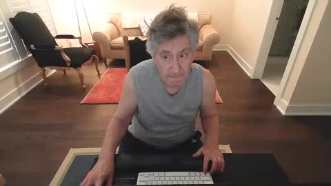 preppydave2525 online show from February 10, 2025, 7:07 pm