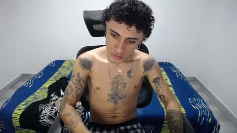 Plux online show from October 23, 2025, 8:18 pm