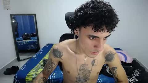 Plux online show from November 13, 2025, 9:36 pm