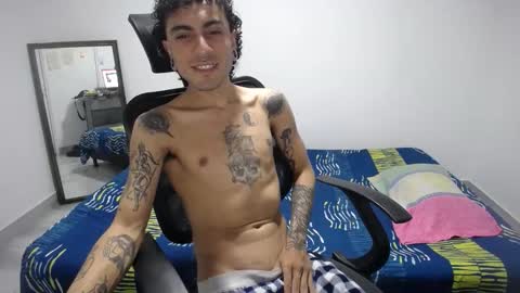 Plux online show from March 25, 2026, 5:57 am