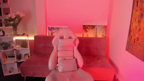 Snapshot of press_anykey chatting on February 28, 2026, 1:45 pm Camila online show from February 28, 2026, 1:45 pm