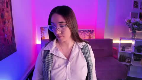 Camila  online show from May 19, 2026, 12:44 pm