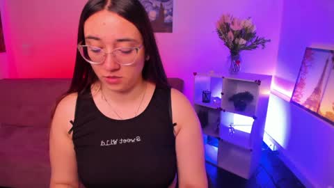 Camila  online show from May 30, 2026, 12:24 pm