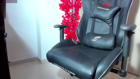 PRESSURE online show from February 3, 2026, 9:58 am