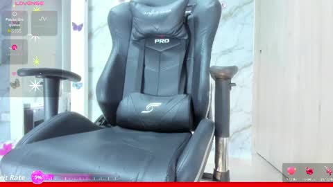 Snapshot of pressure_xxx_420 chatting on June 17, 2026, 8:50 am PRESSURE online show from June 17, 2026, 8:50 am