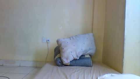 Prettie diva online show from October 13, 2025, 12:05 pm