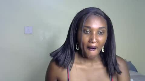 prettiekelly online show from February 25, 2025, 5:36 pm