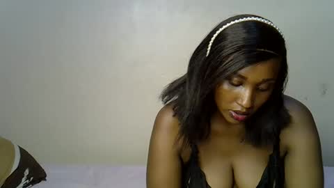 prettiekelly online show from March 8, 2025, 6:37 pm