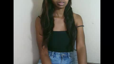 Snapshot of prettiethalia chatting on October 23, 2025, 7:45 pm prettiethalia online show from October 23, 2025, 7:45 pm