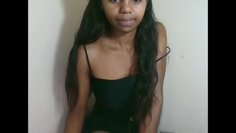 Snapshot of prettiethalia chatting on October 26, 2025, 8:31 am prettiethalia online show from October 26, 2025, 8:31 am