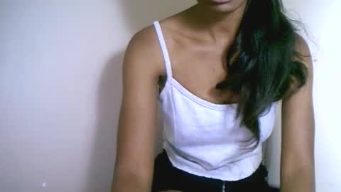 Snapshot of prettiethalia chatting on November 3, 2025, 7:04 pm prettiethalia online show from November 3, 2025, 7:04 pm