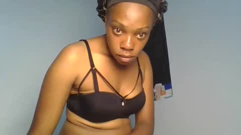 Pretty online show from April 7, 2026, 2:12 am