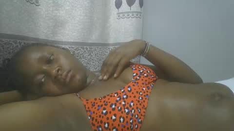abella online show from January 28, 2025, 4:41 pm