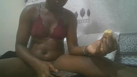 abella online show from February 17, 2025, 7:26 am