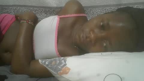 abella online show from February 25, 2025, 3:52 am