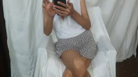 Snapshot of pretty_cat1 chatting on October 4, 2025, 8:18 pm pretty_cat1 online show from October 4, 2025, 8:18 pm