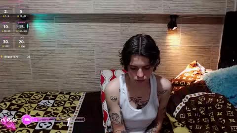 Snapshot of pretty_cristal22 chatting on March 9, 2025, 4:33 pm pretty_cristal22 online show from March 9, 2025, 4:33 pm