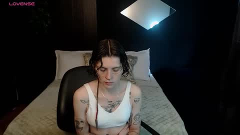 pretty_cristal22 online show from February 21, 2026, 12:17 pm