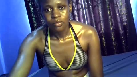 Snapshot of pretty_daniella chatting on July 19, 2026, 6:28 am pretty_daniella online show from July 19, 2026, 6:28 am