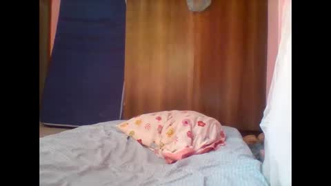 pretty_darya online show from January 6, 2025, 1:30 pm